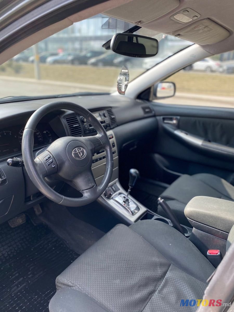 2005' Toyota Corolla photo #6