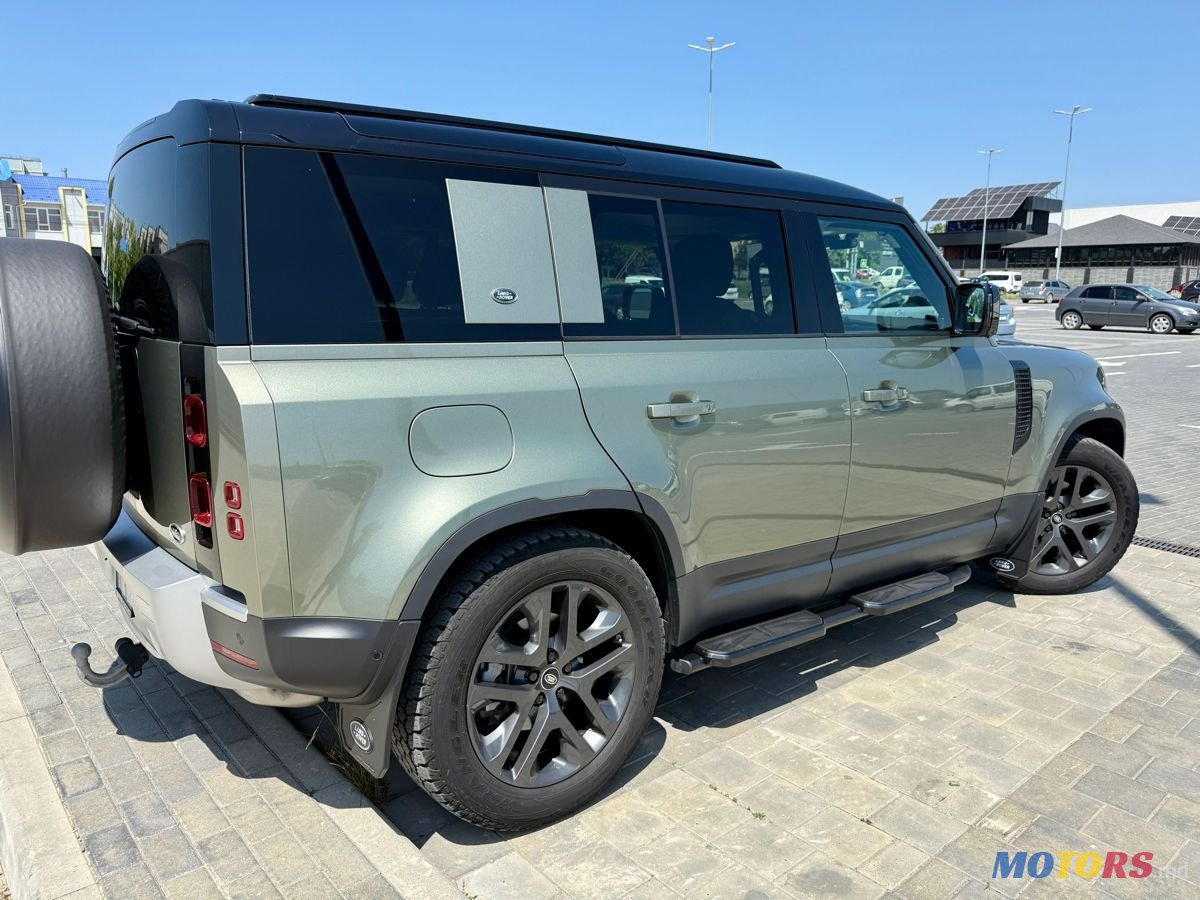 2020' Land Rover Defender photo #3