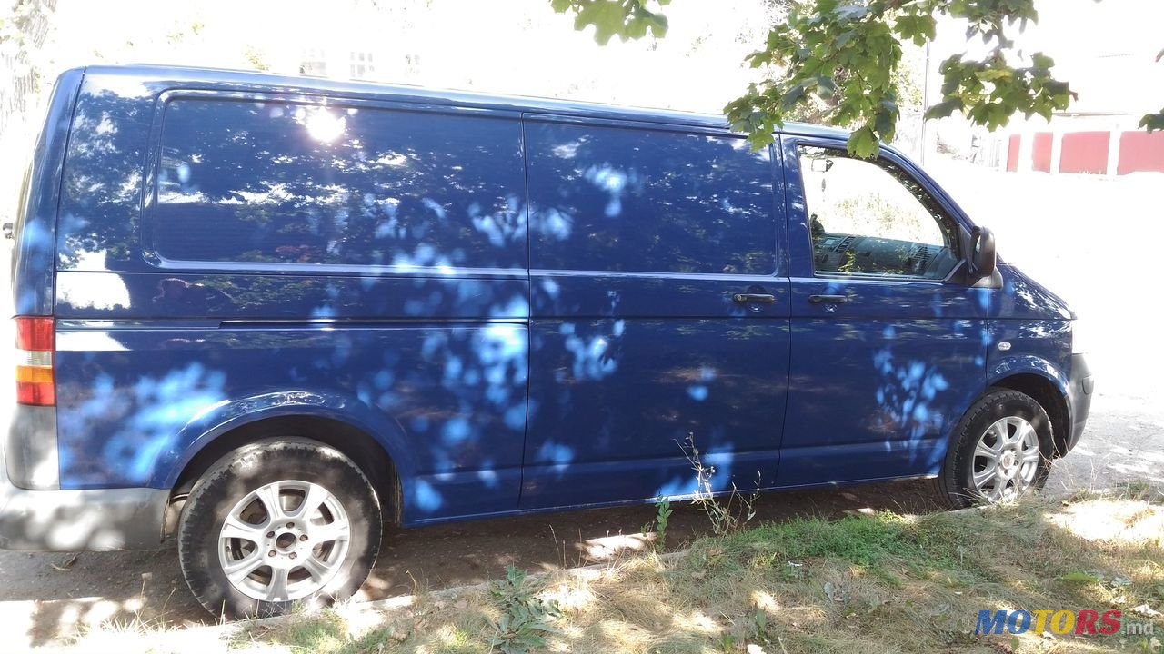 2009' Volkswagen T5 (Transporter) груз photo #3