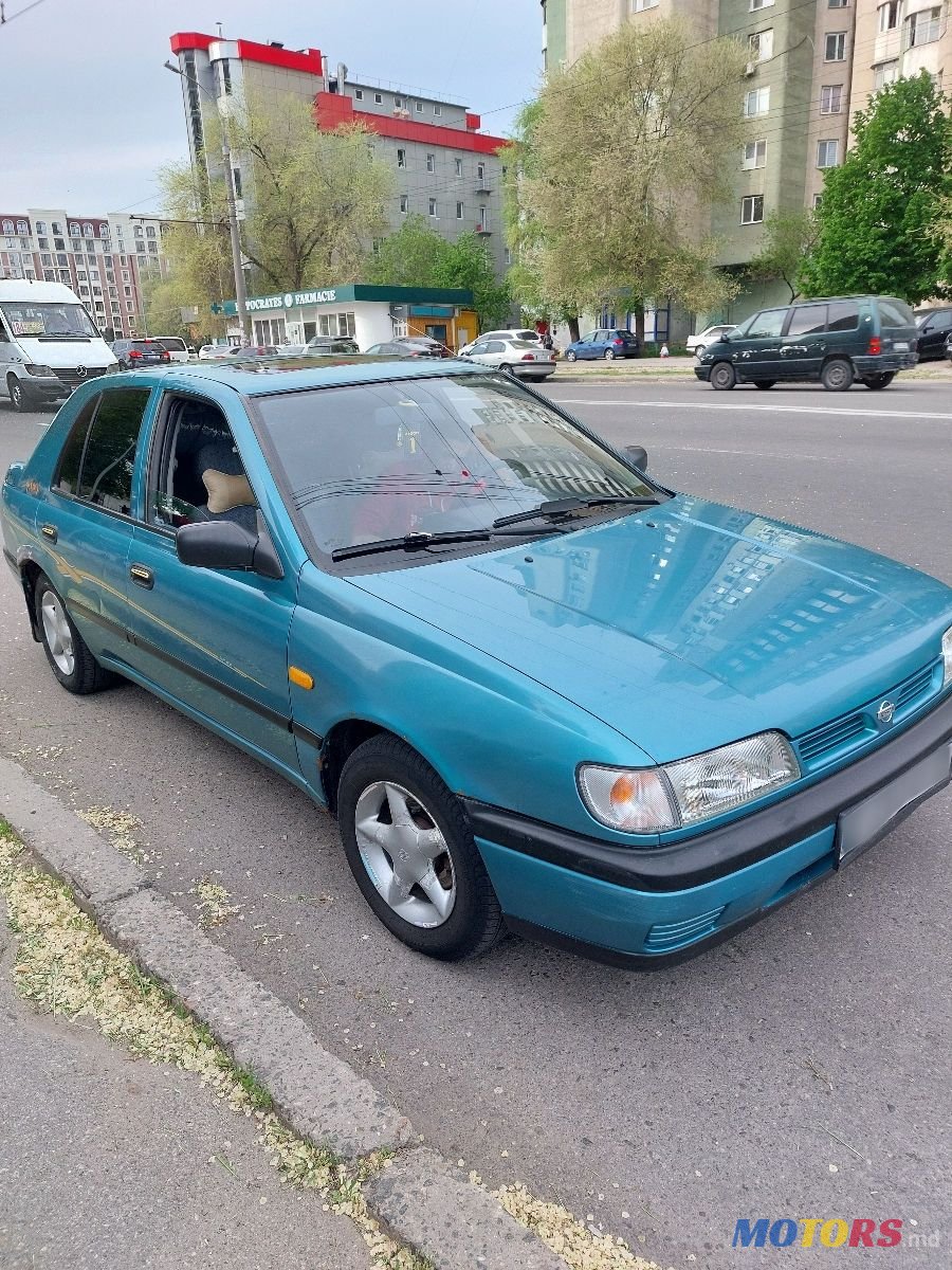 1995' Nissan Sunny photo #2