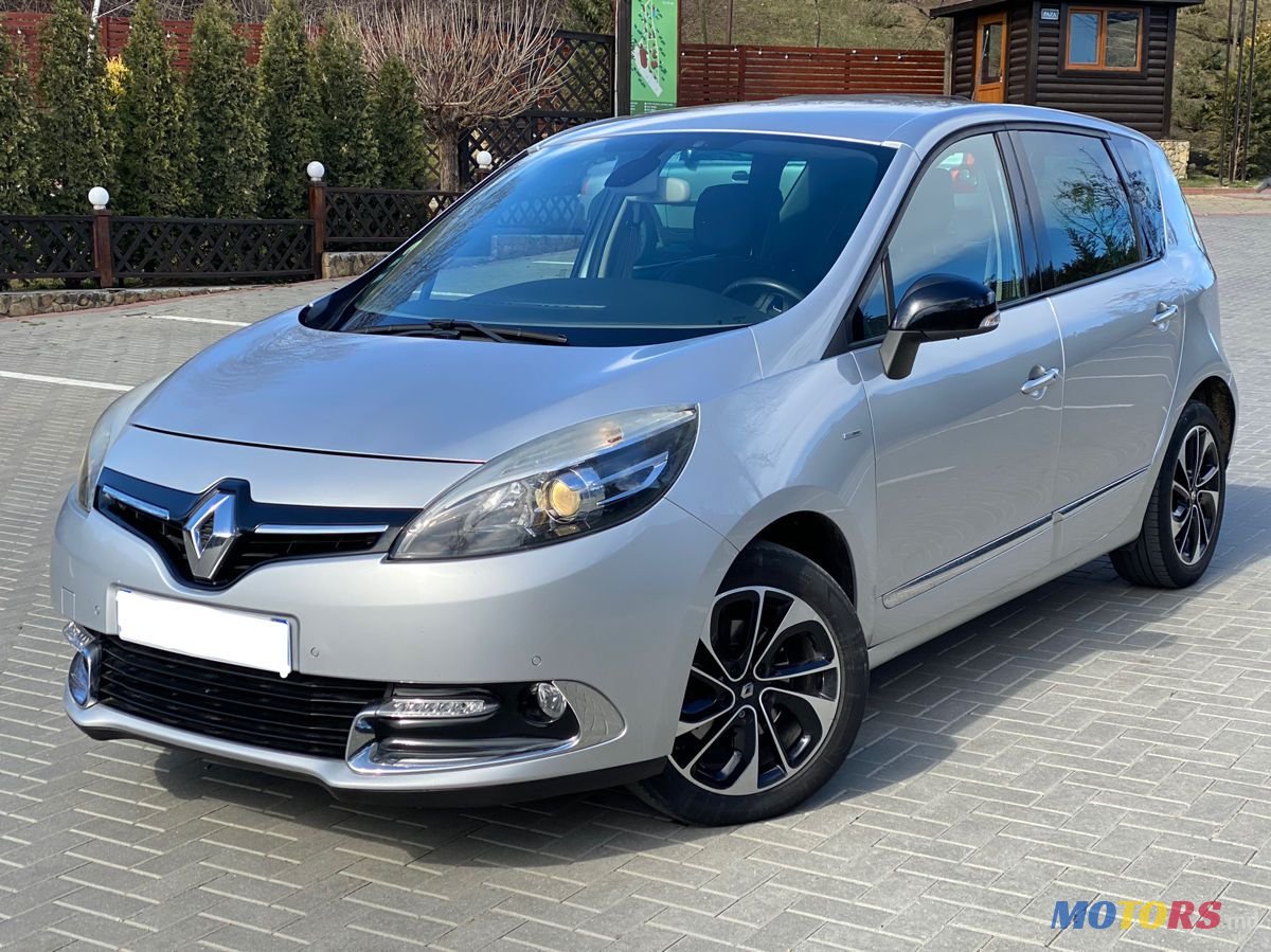 2015' Renault Megane photo #3