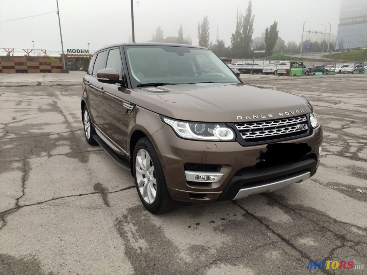 2014' Land Rover Range Rover Sport photo #2