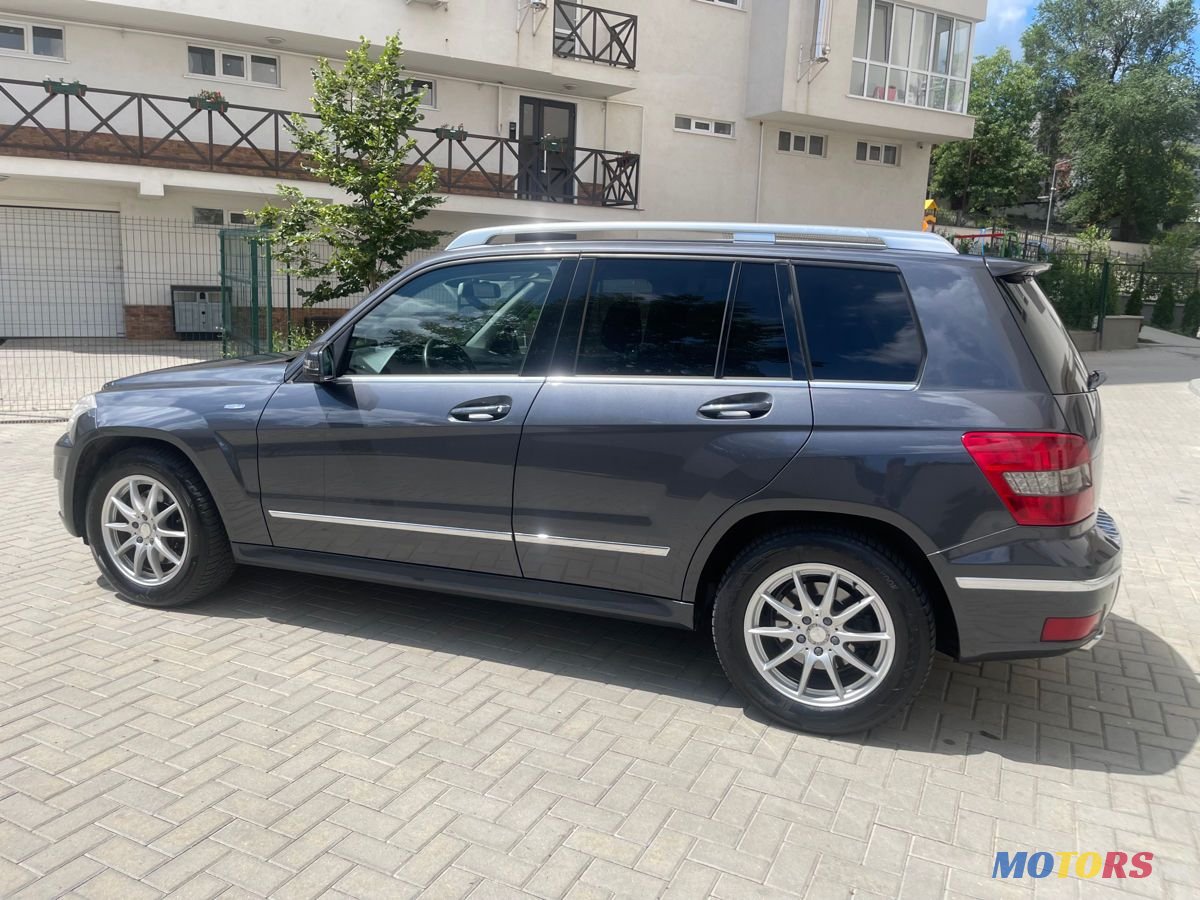 2010' Mercedes-Benz GLK-Class photo #4