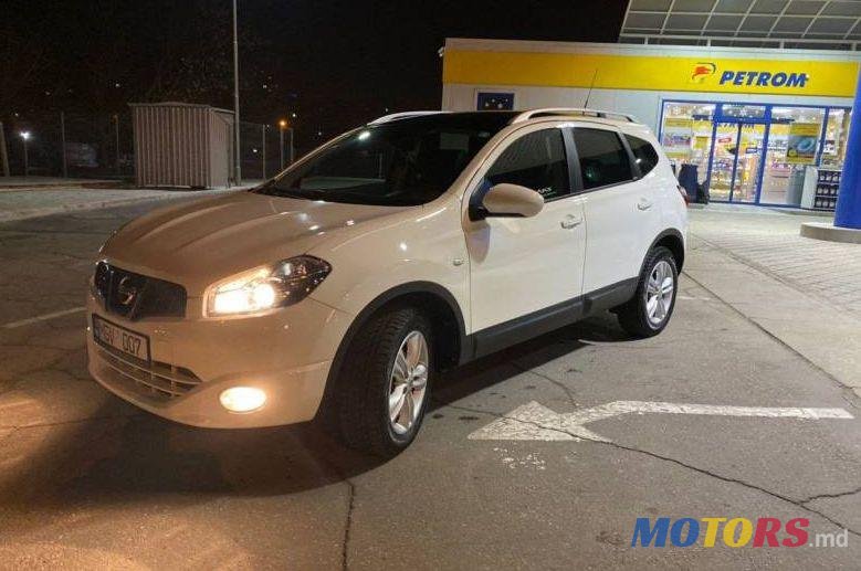 2011' Nissan Qashqai photo #1