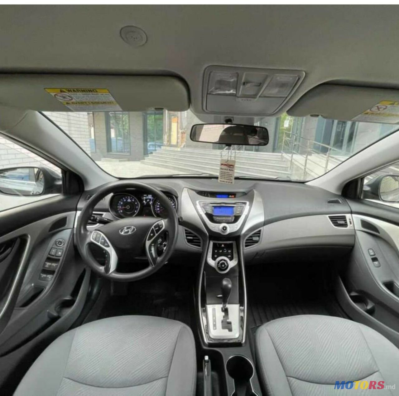 2012' Hyundai Elantra photo #3