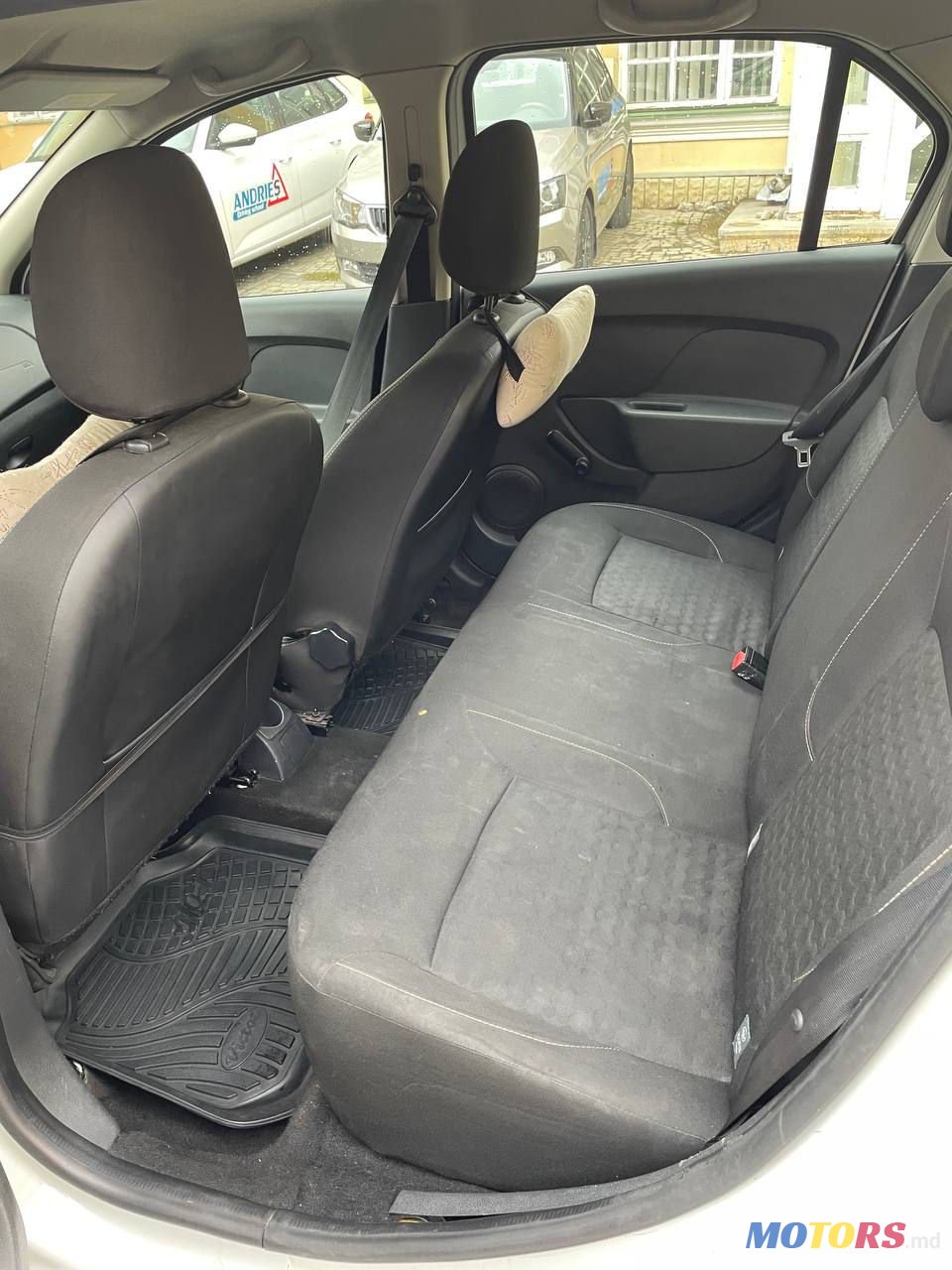 2015' Dacia Logan photo #6