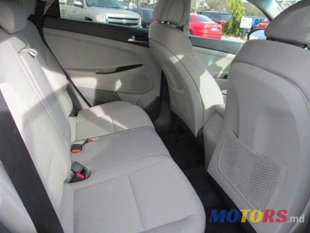2016' Hyundai Tucson photo #2