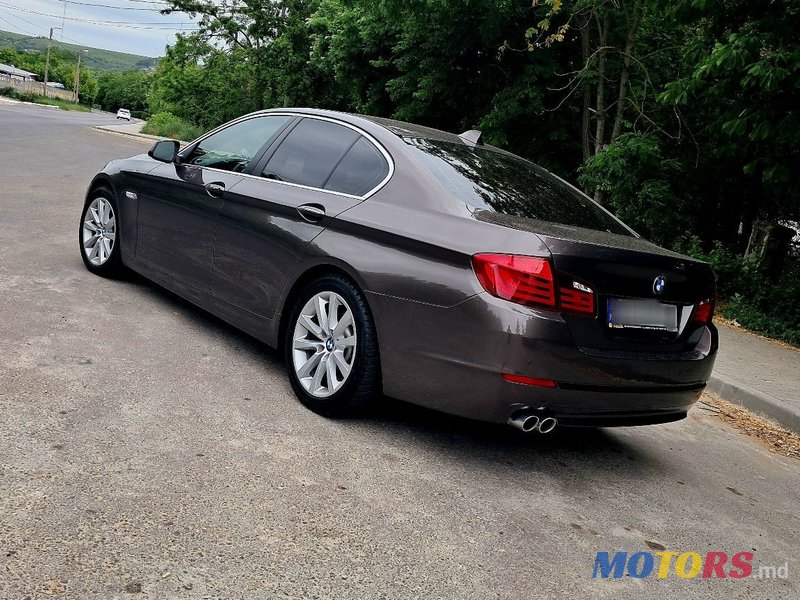 2013' BMW 5 Series photo #4