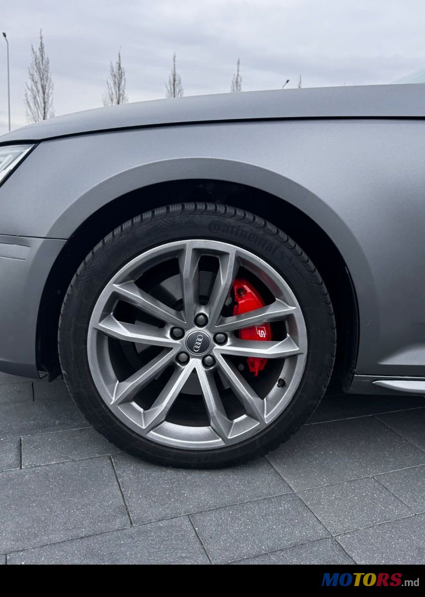 2016' Audi A4 photo #5