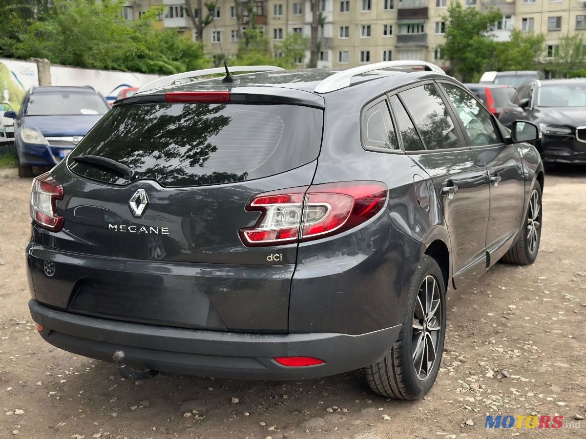 2014' Renault Megane photo #1