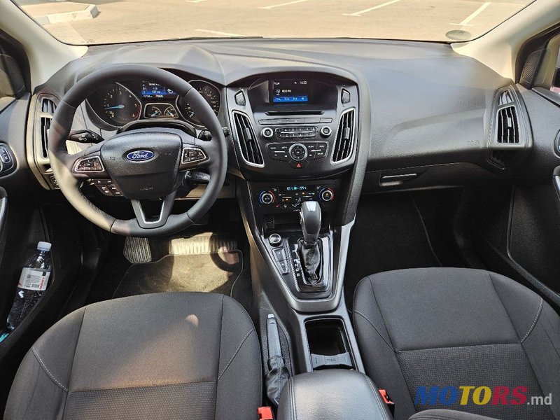 2016' Ford Focus photo #3