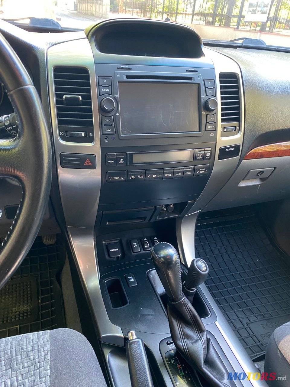 2008' Toyota Land Cruiser Prado photo #5