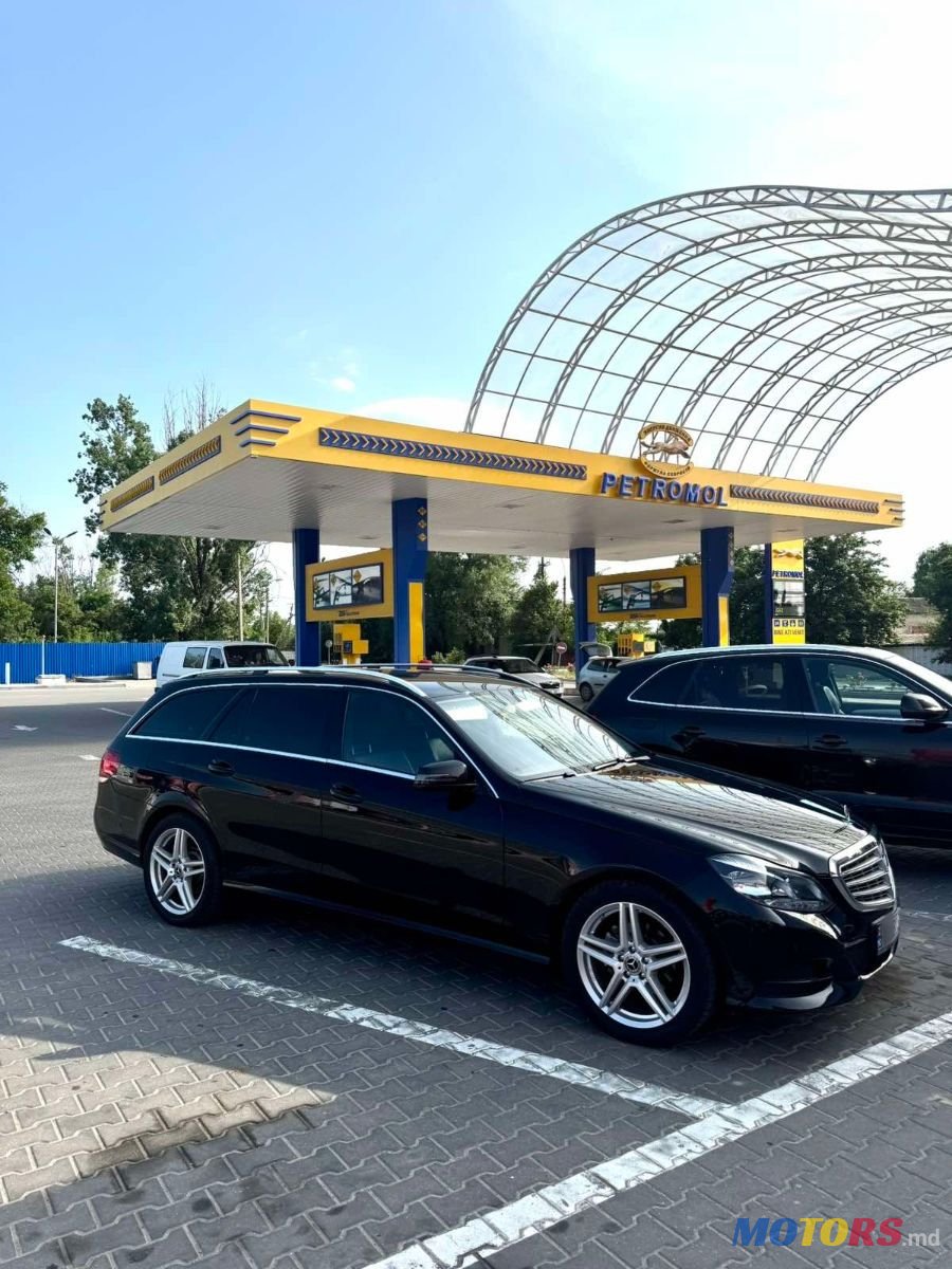 2016' Mercedes-Benz E-Class photo #4