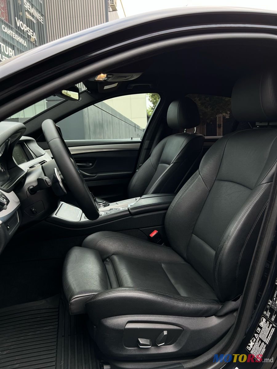2014' BMW 5 Series photo #6