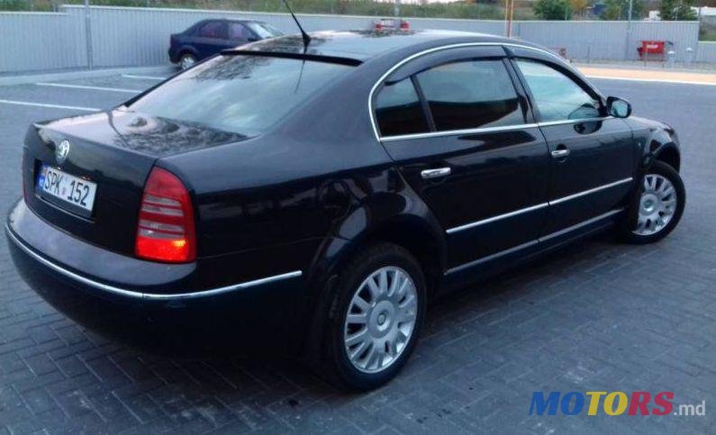 2004' Skoda Superb photo #1