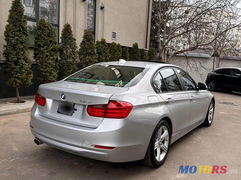2015' BMW 3 Series photo #3