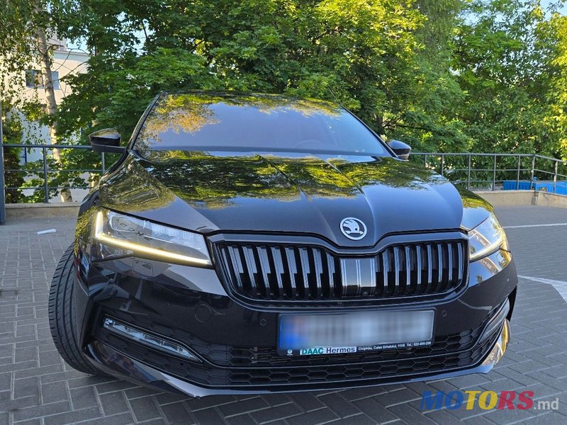 2023' Skoda Superb photo #1