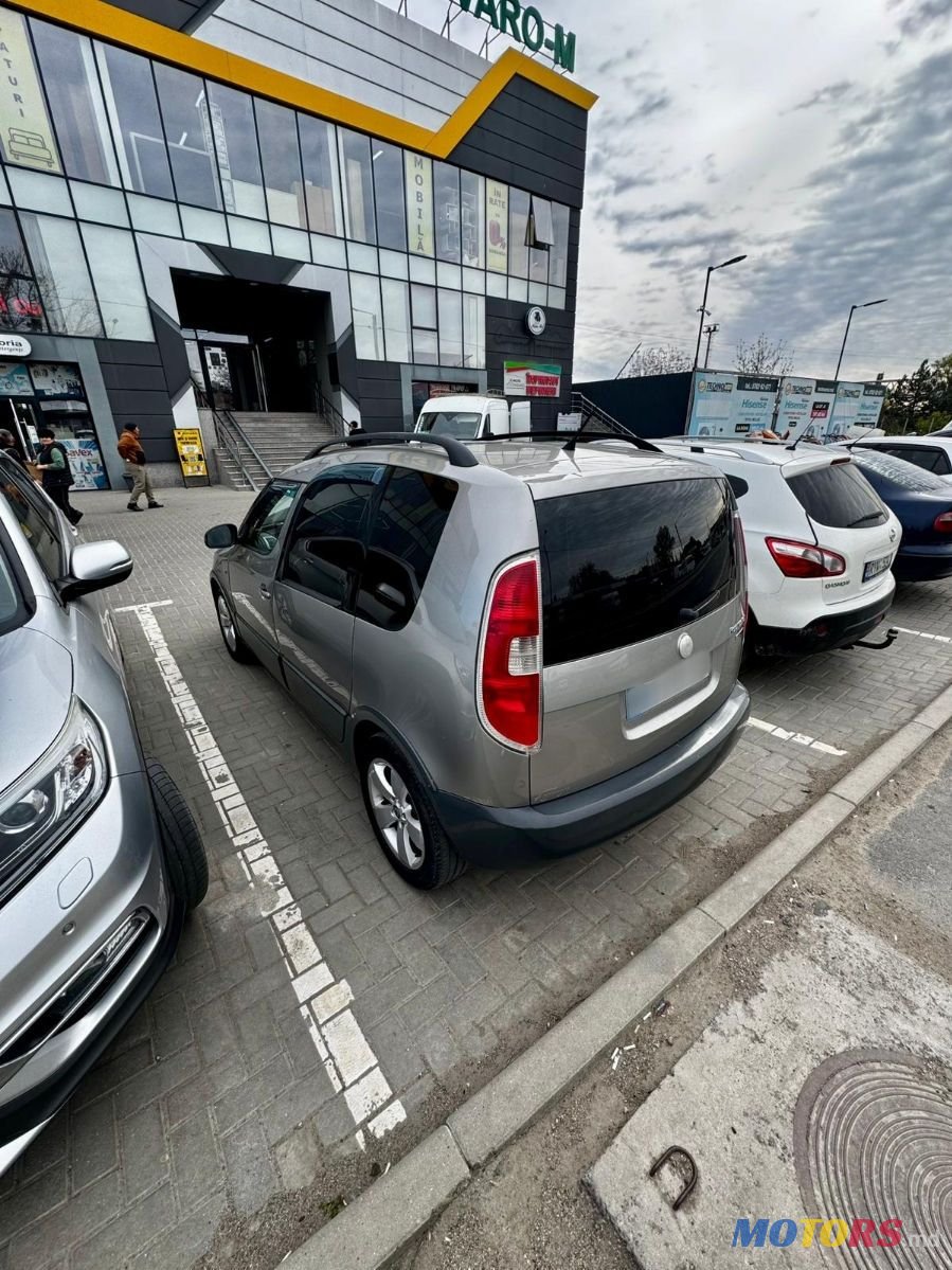 2007' Skoda Roomster photo #4
