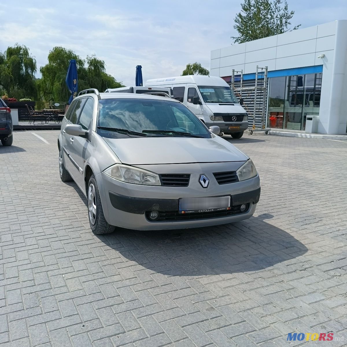 2004' Renault Megane photo #2
