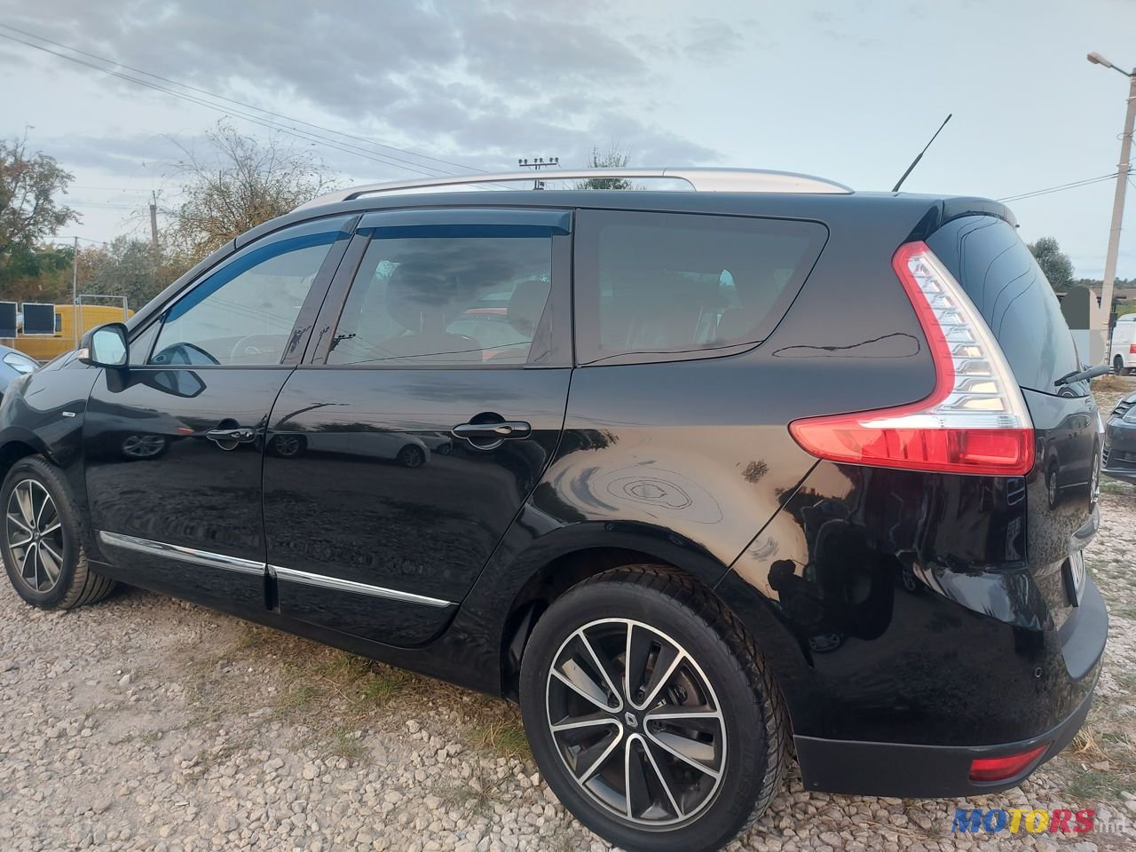 2014' Renault Grand Scenic photo #4