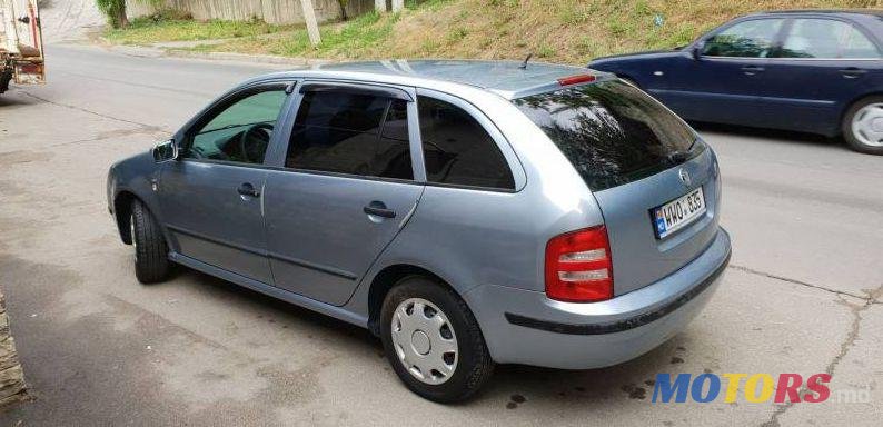 2002' Skoda Fabia photo #2