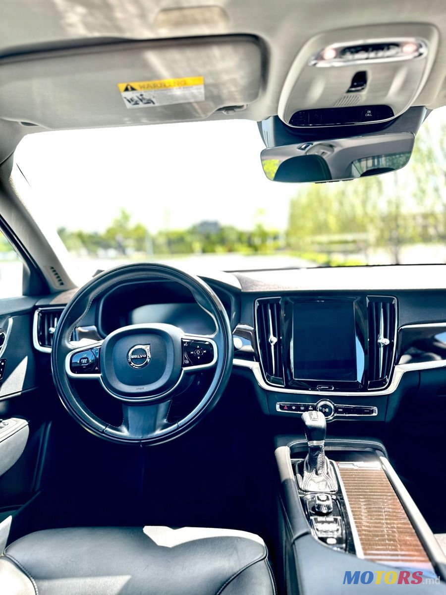 2018' Volvo S90 photo #4