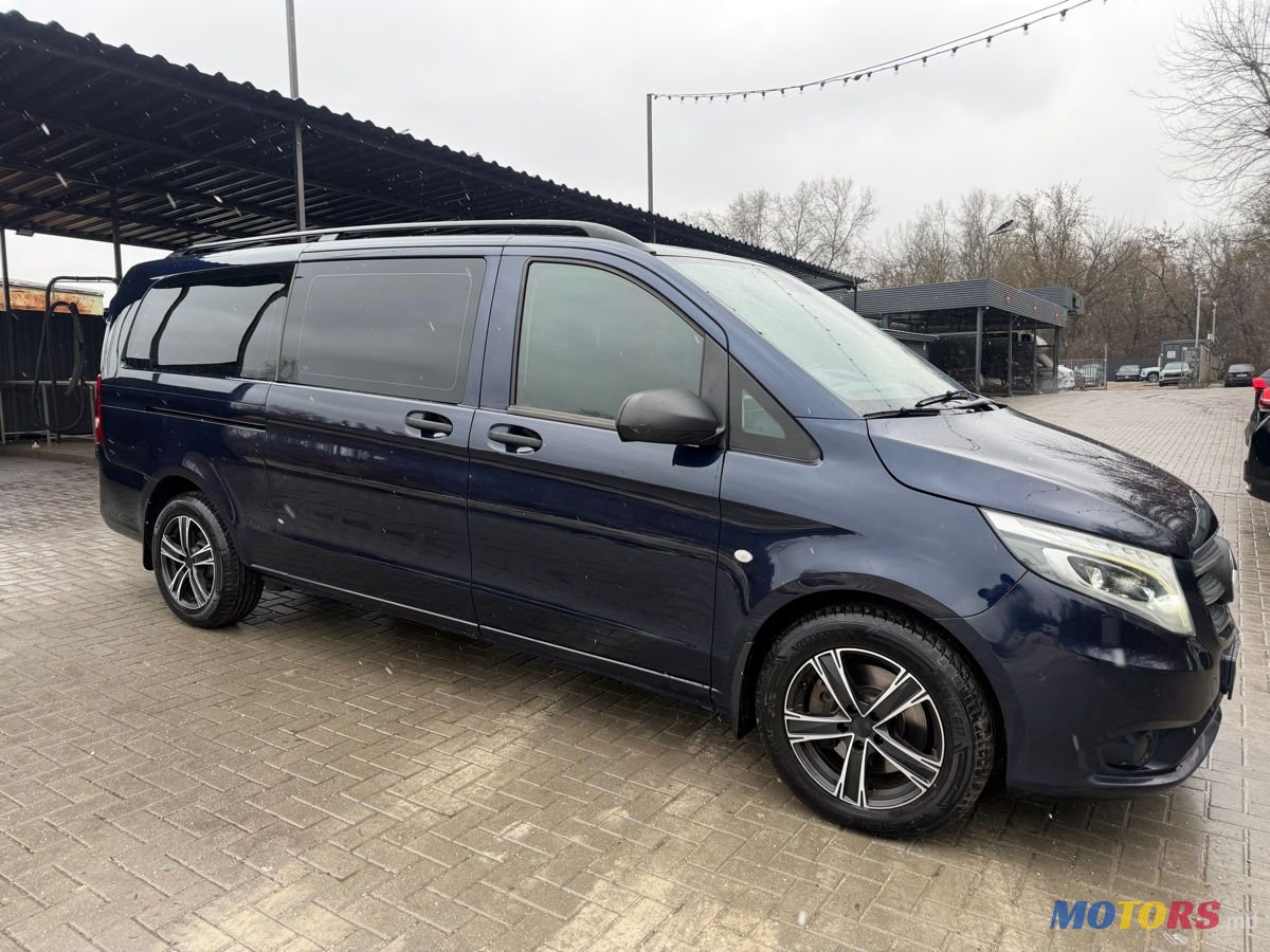 2017' Mercedes-Benz Vito photo #6