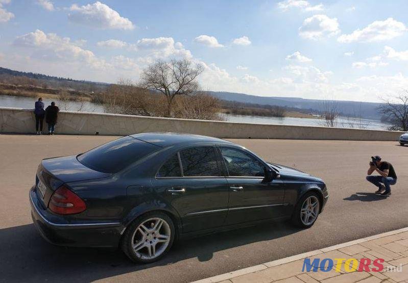 2003' Mercedes-Benz E photo #1