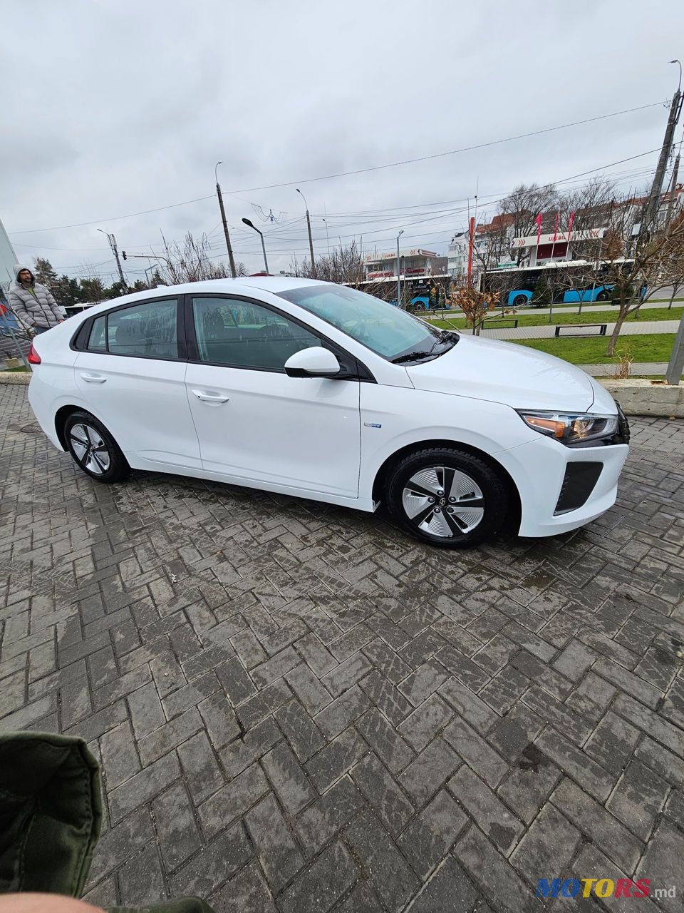 2018' Hyundai Ioniq photo #1
