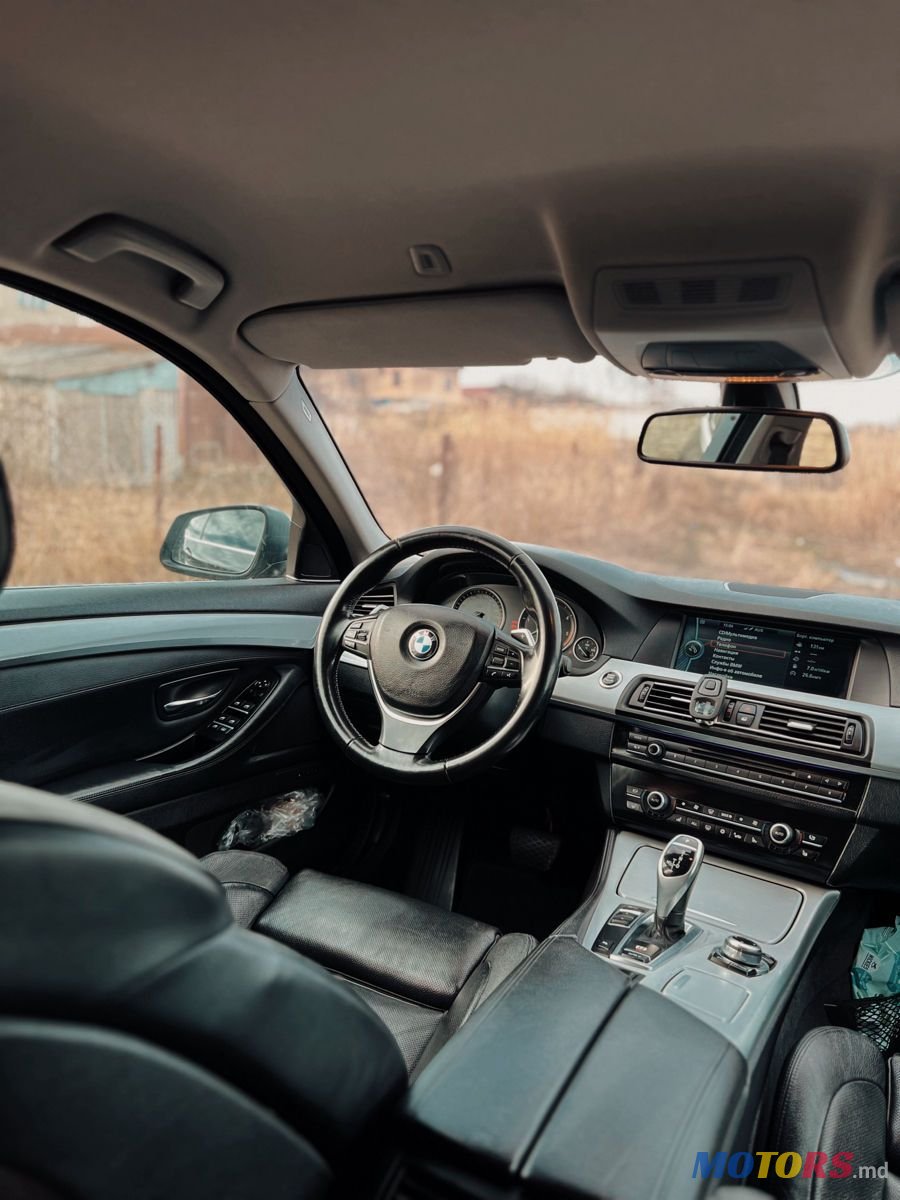 2010' BMW 5 Series photo #5