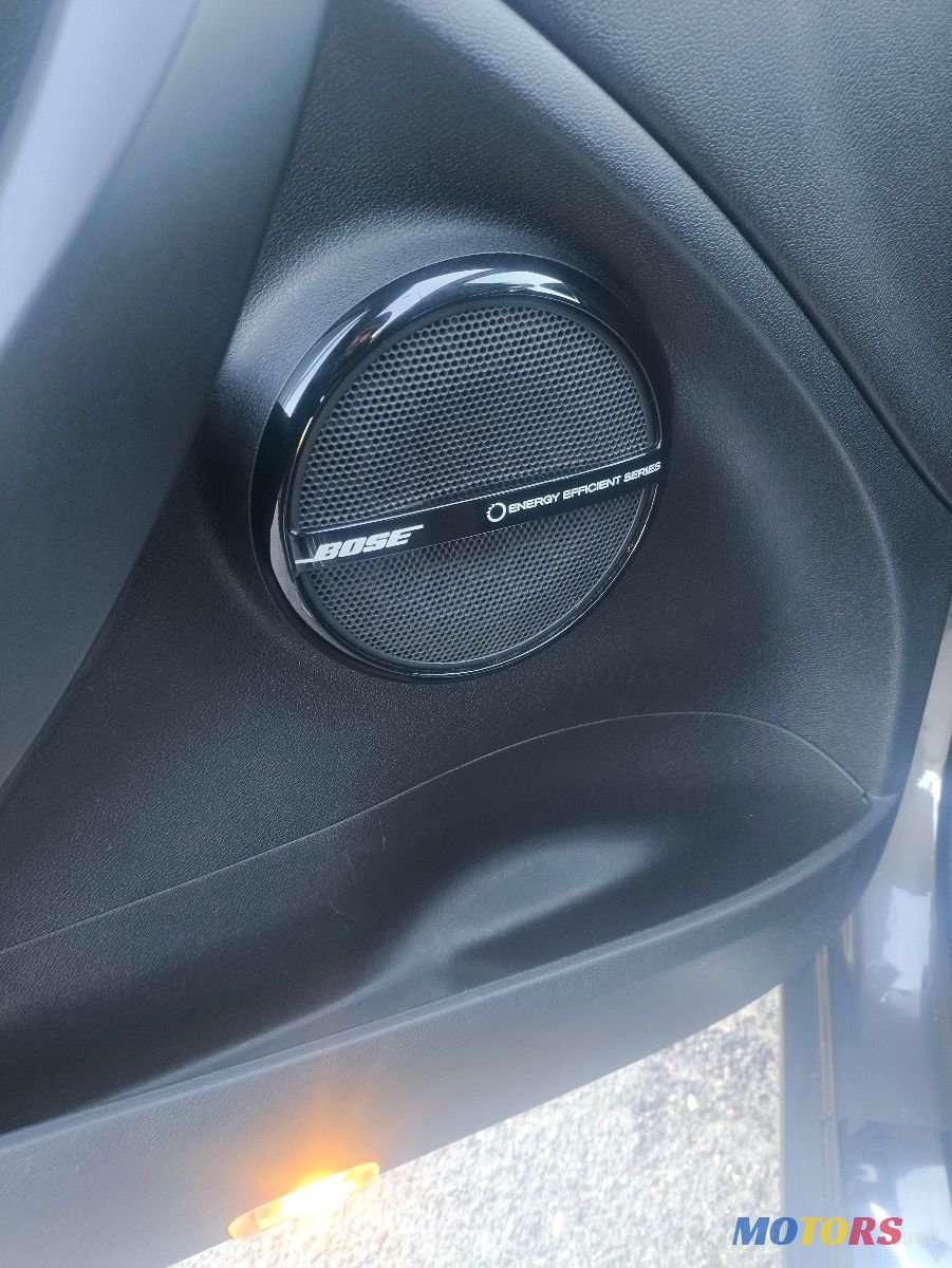 2013' Renault Megane photo #5