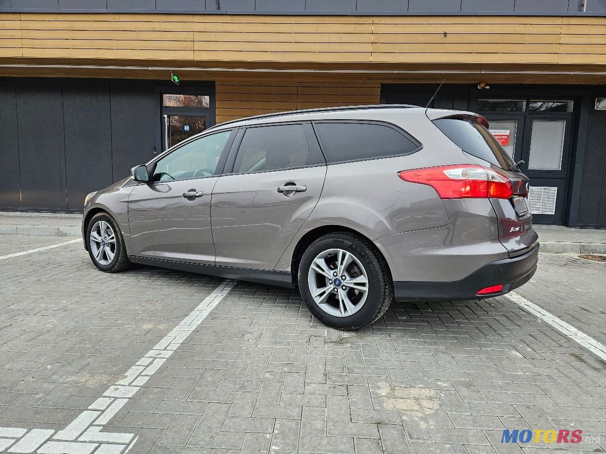 2013' Ford Focus photo #6