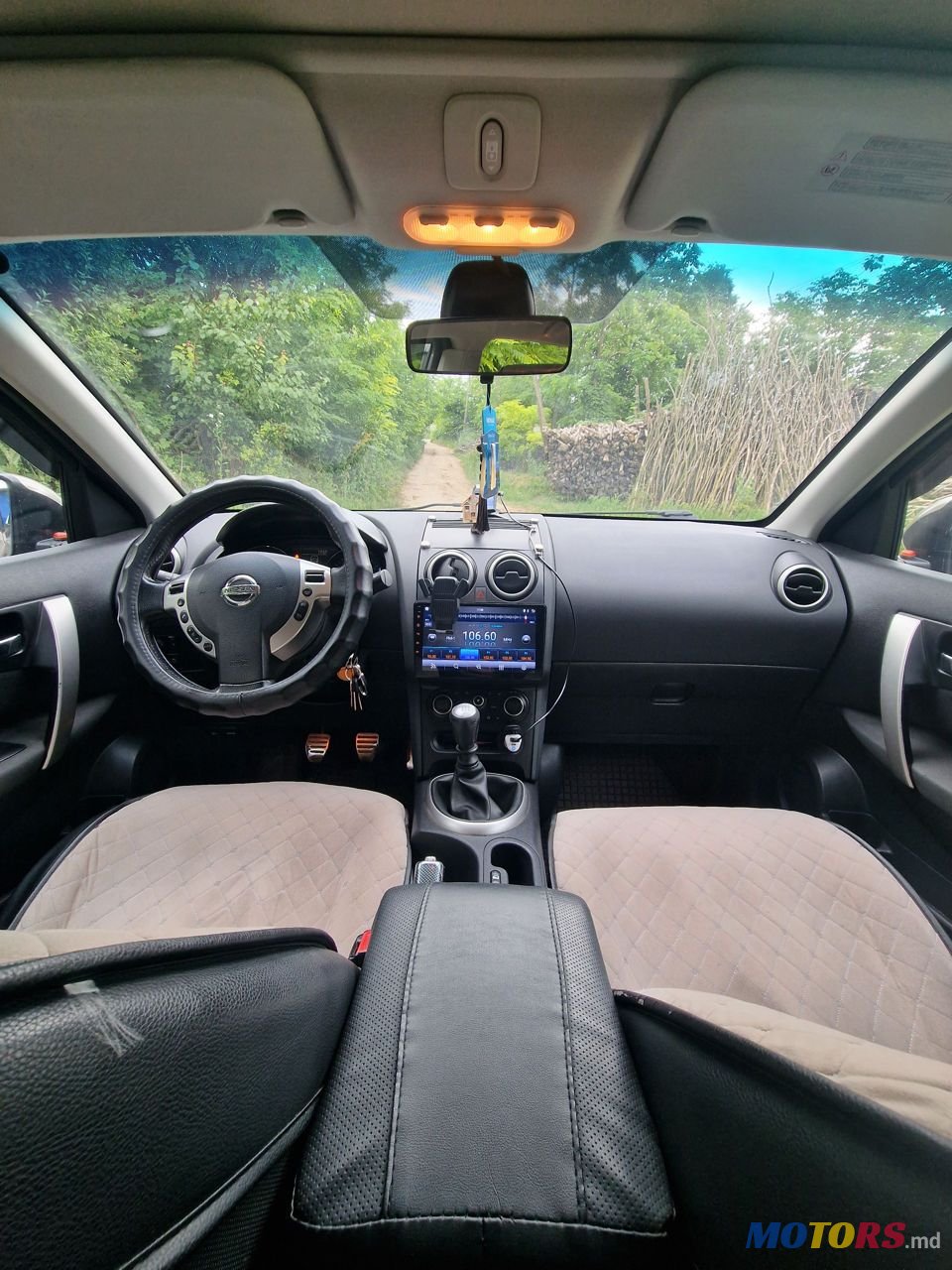 2011' Nissan Qashqai+2 photo #5
