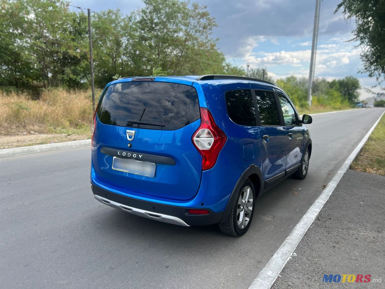 2015' Dacia Lodgy photo #2