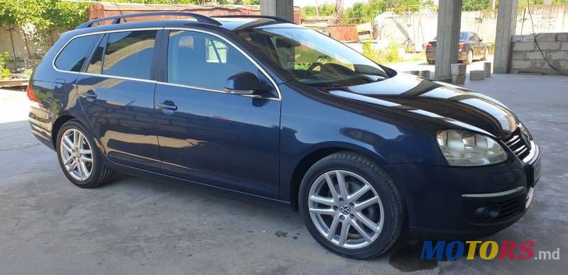 2008' Volkswagen Golf photo #1