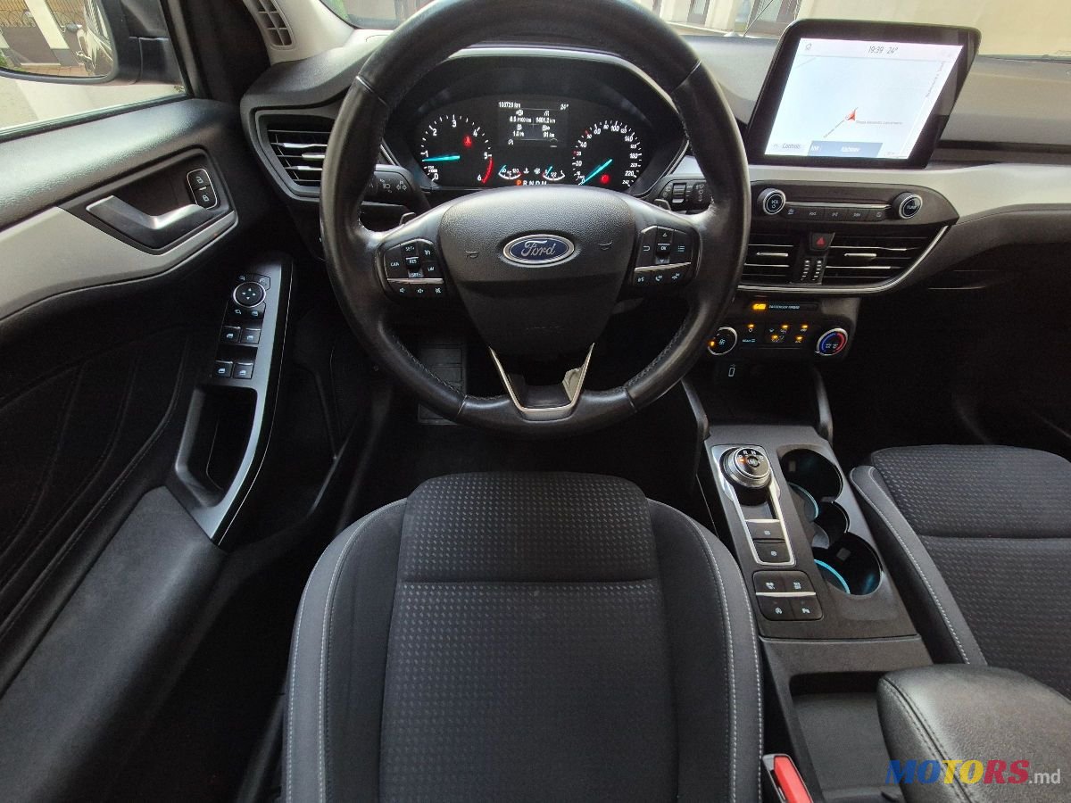 2019' Ford Focus photo #2