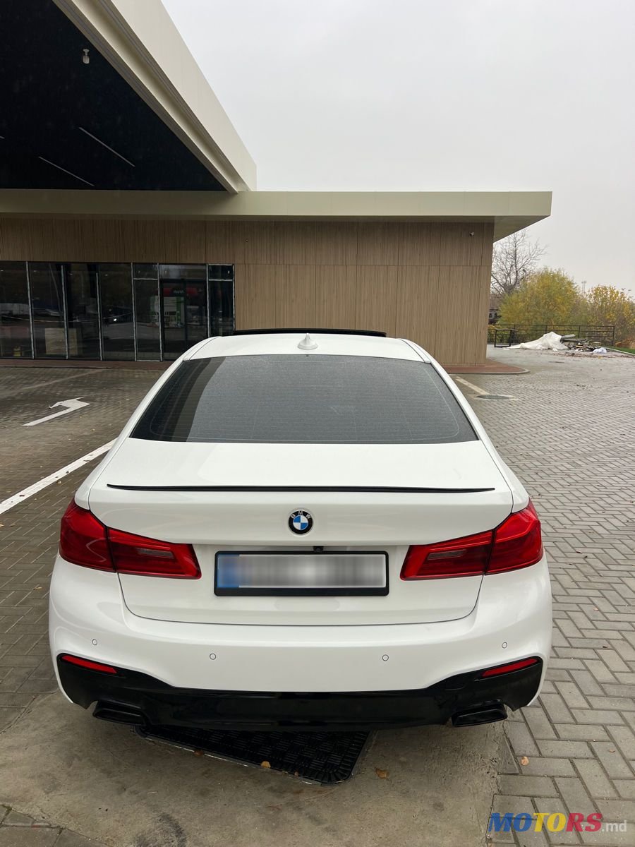 2018' BMW 5 Series photo #4