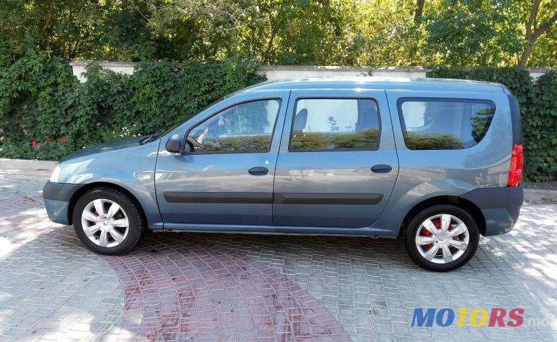 2007' Dacia Logan Mcv photo #1