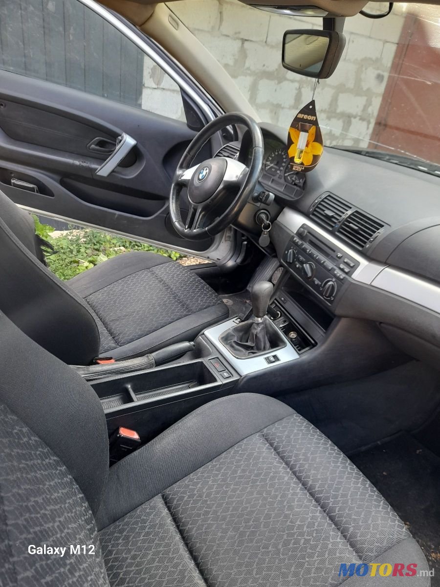 2003' BMW 3 Series Coupe photo #3