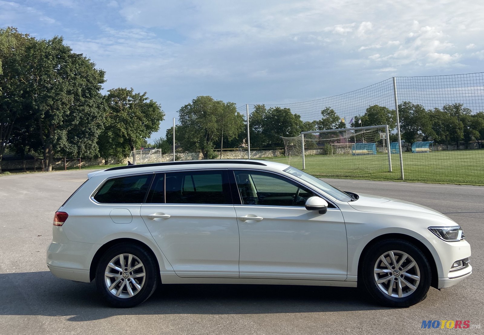 2018' Volkswagen Passat photo #1