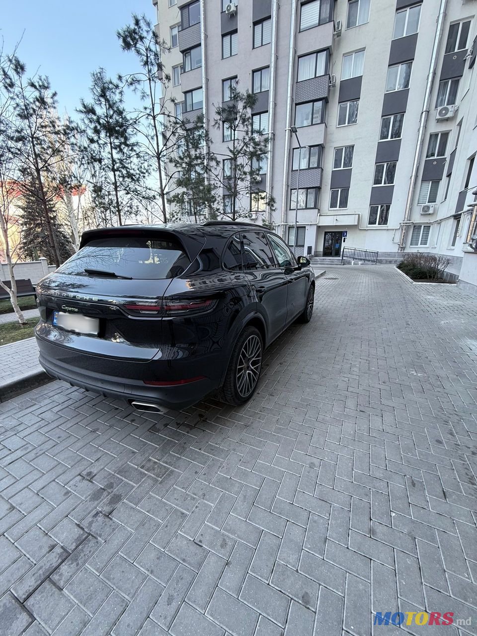 2019' Porsche Cayenne photo #6