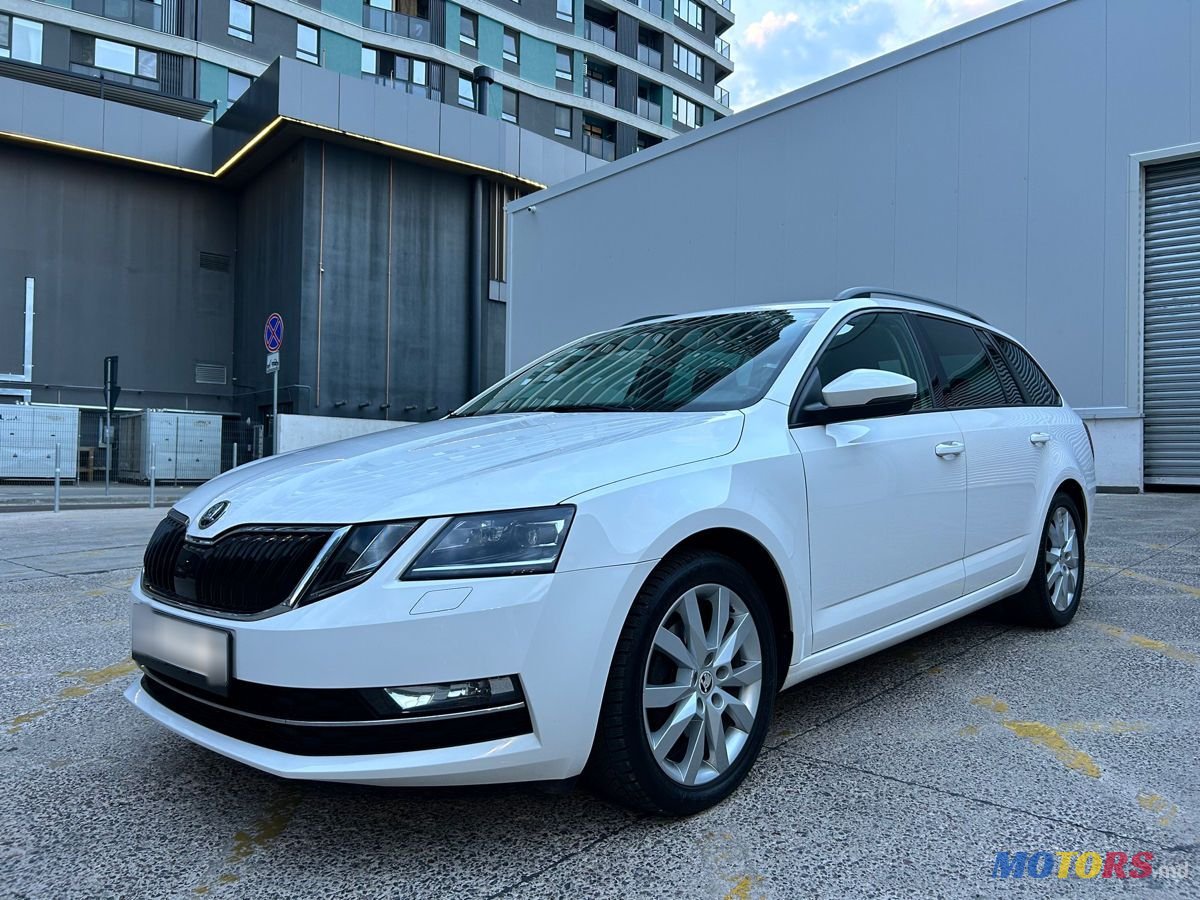 2019' Skoda Octavia photo #2