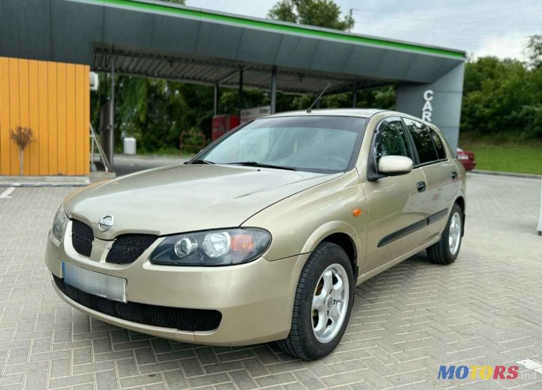 2003' Nissan Almera photo #1