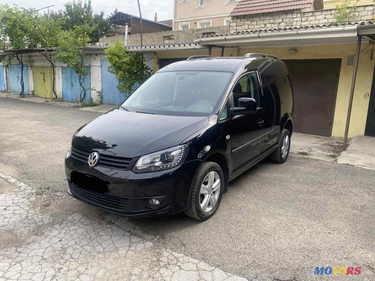 2013' Volkswagen Caddy photo #3