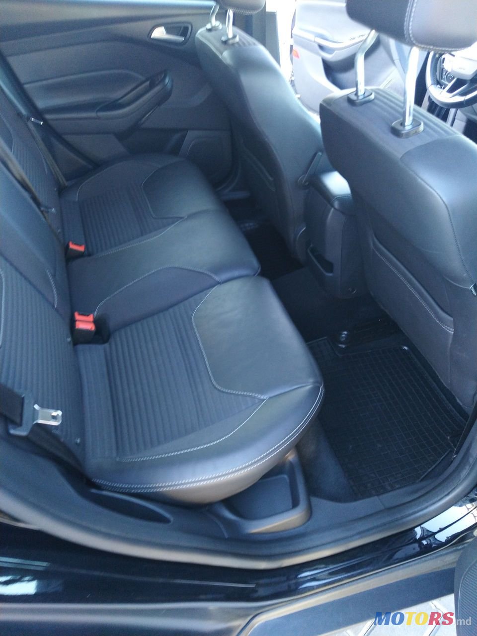 2017' Ford Focus photo #6