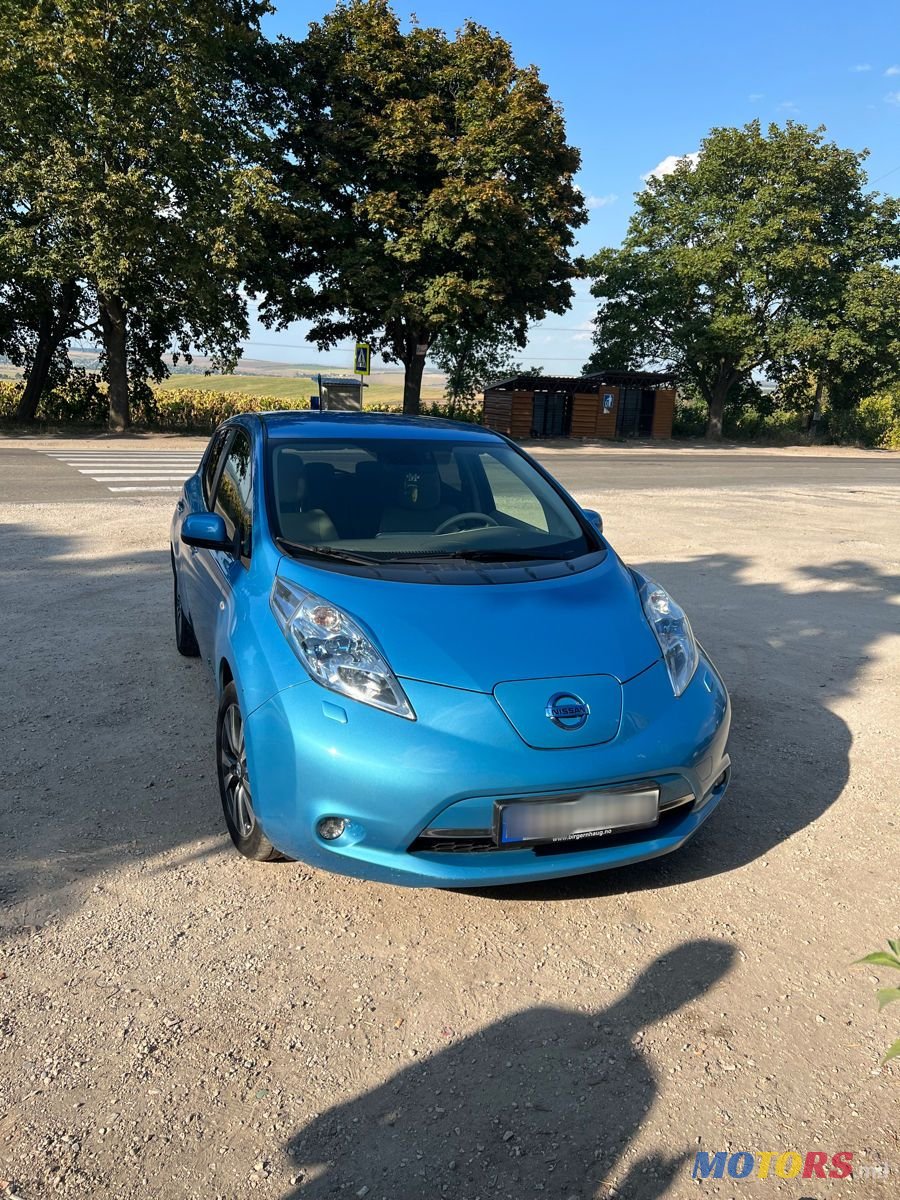 2011' Nissan Leaf photo #1