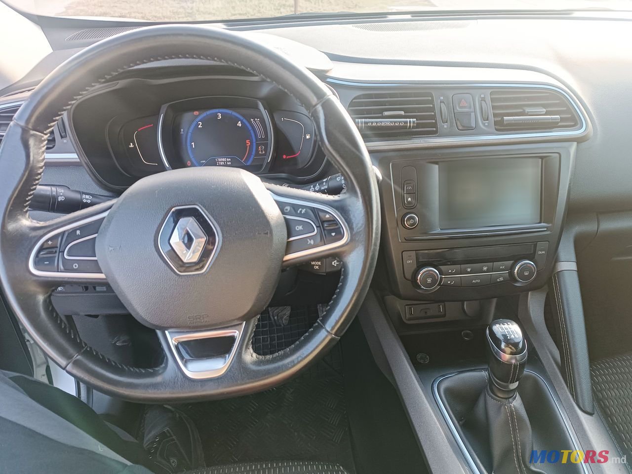 2015' Renault Kadjar photo #6