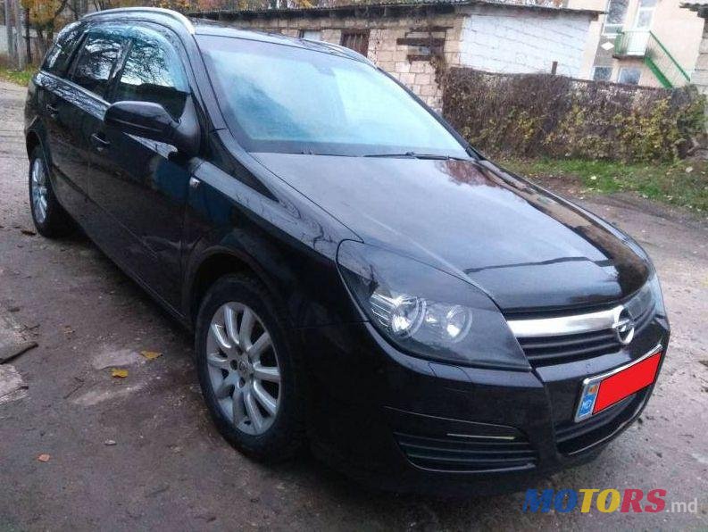 2006' Opel Astra photo #3