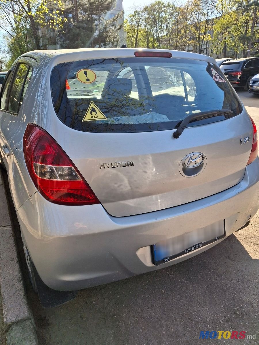 2009' Hyundai i20 photo #4