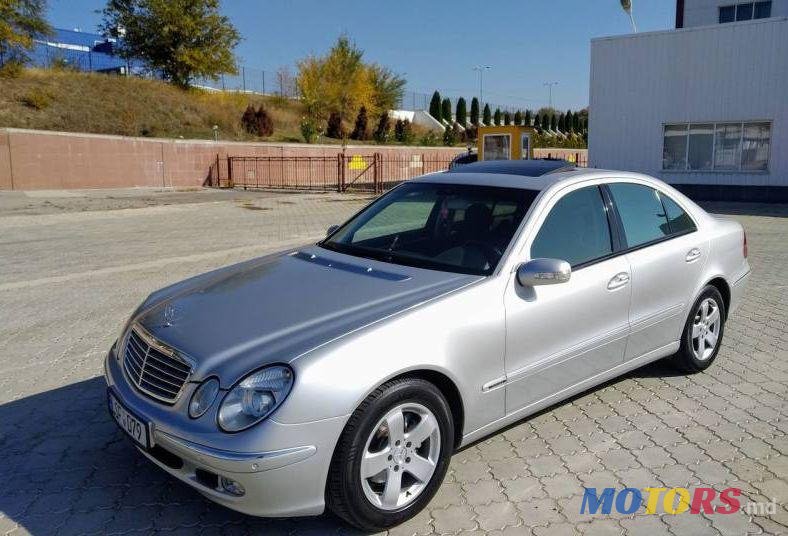 2003' Mercedes-Benz E photo #1